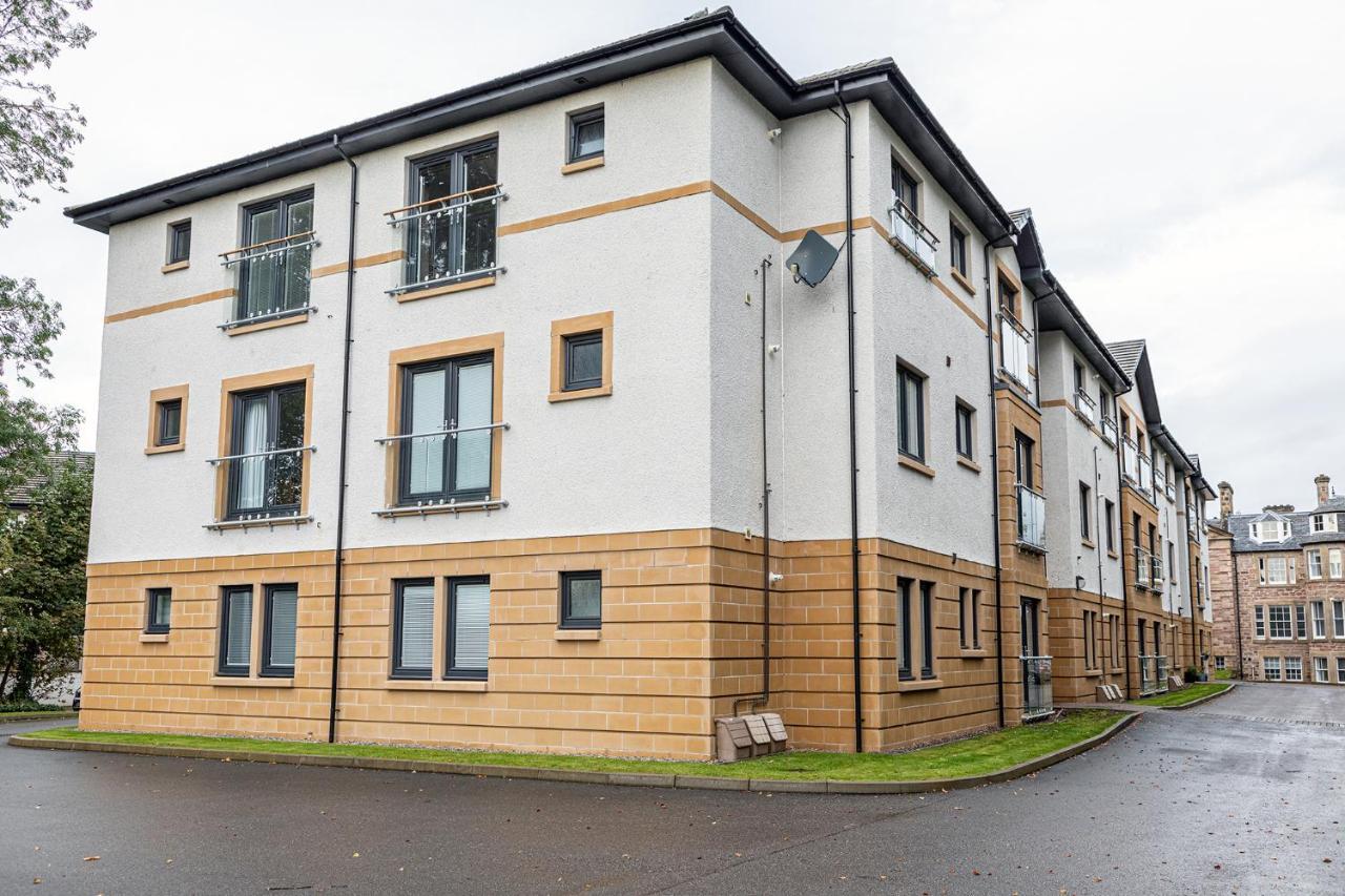 Hedgefield House - Serene Top Floor Flat Inverness Eksteriør billede